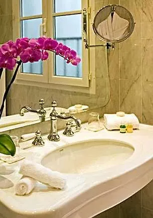 Otel Fougere
