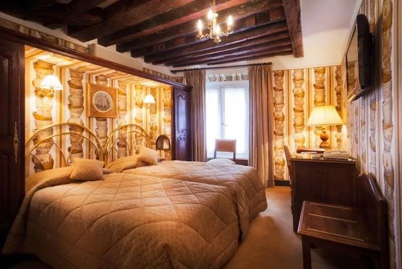 Fougere Hotel Paris