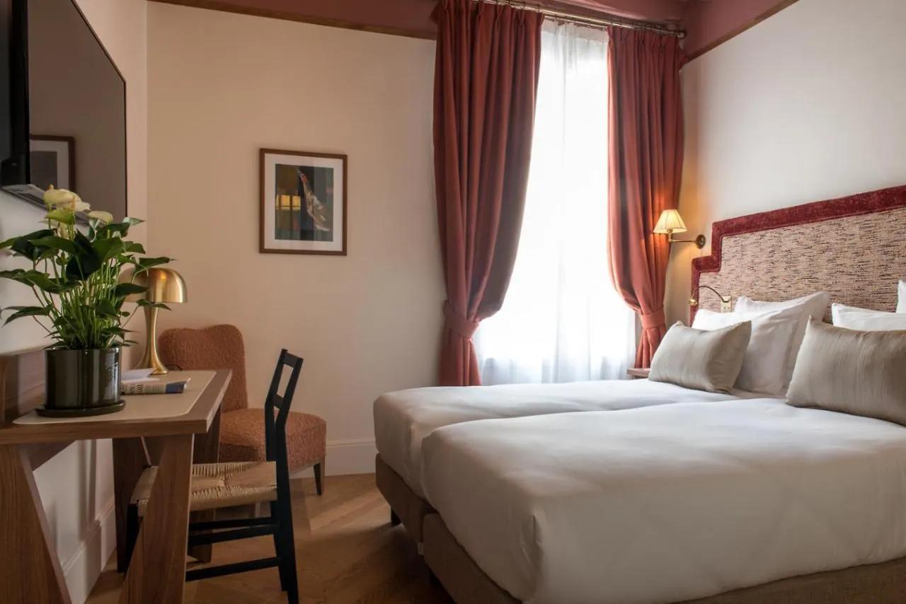Otel Fougere Paris